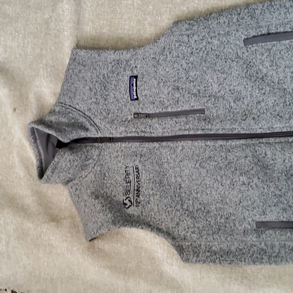 Patagonia gray vest size s - Picture 2 of 8